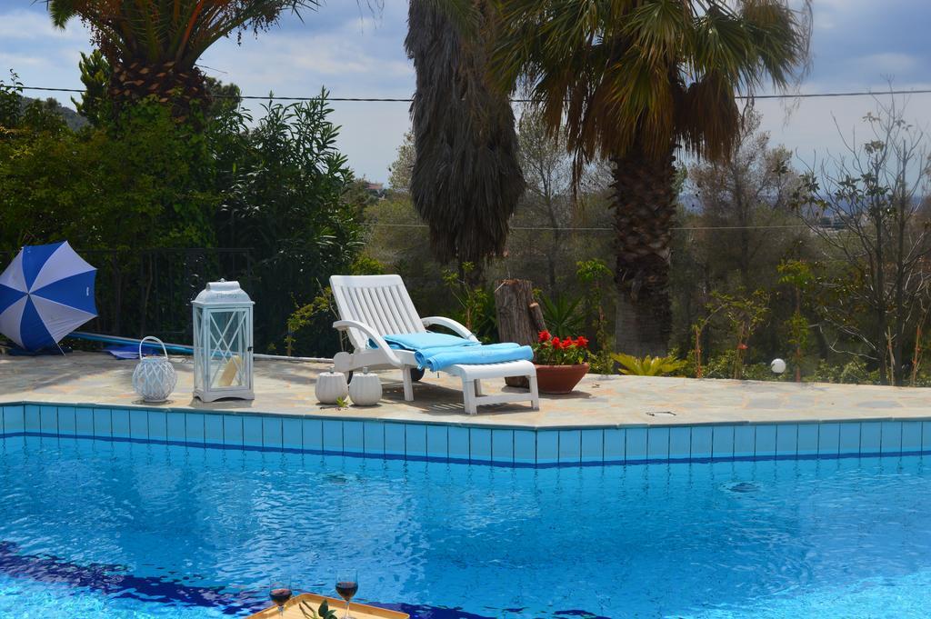 Villa Suites Lagonisi Luxury 外观 照片