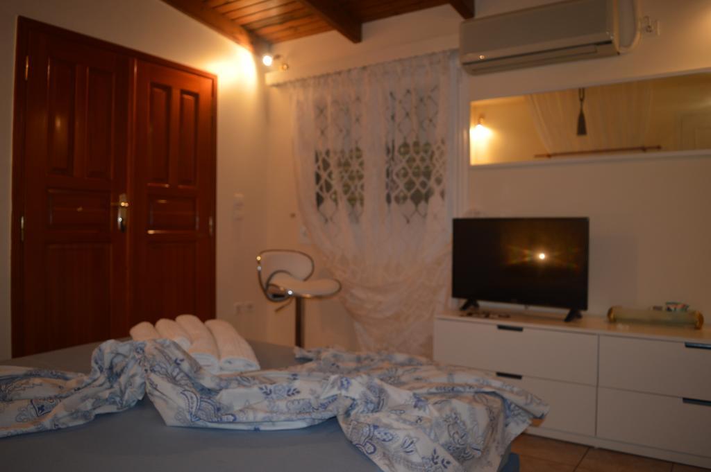 Villa Suites Lagonisi Luxury 外观 照片